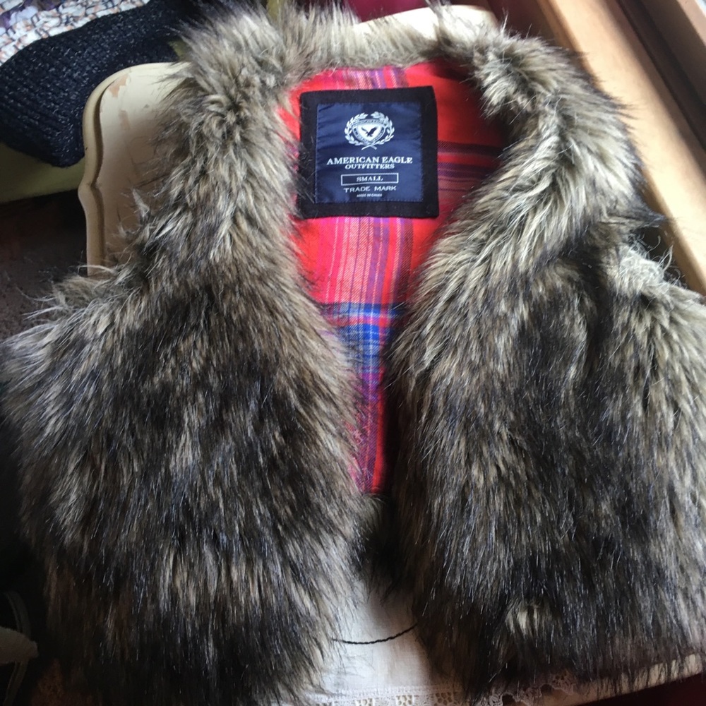 Faux fur vest. Perfection.